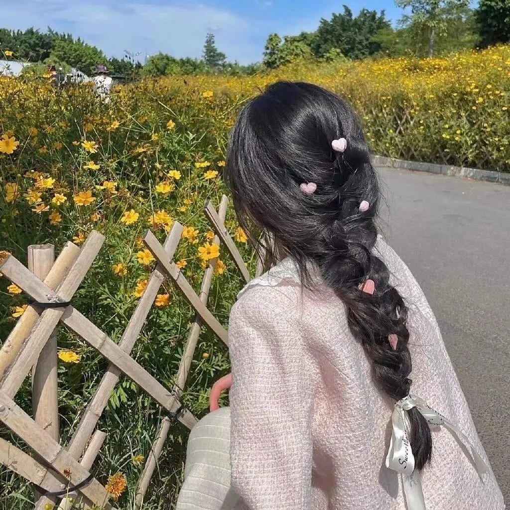 书中字有梦女神